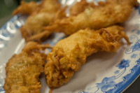 Cua Lột Chiên Giòn (Fried Soft Shell Crabs)