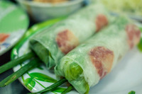 Bò Bía (Jicama Fresh Rolls)
